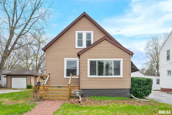 $159,900 | 208 West North Street, Knoxville, IL 61448