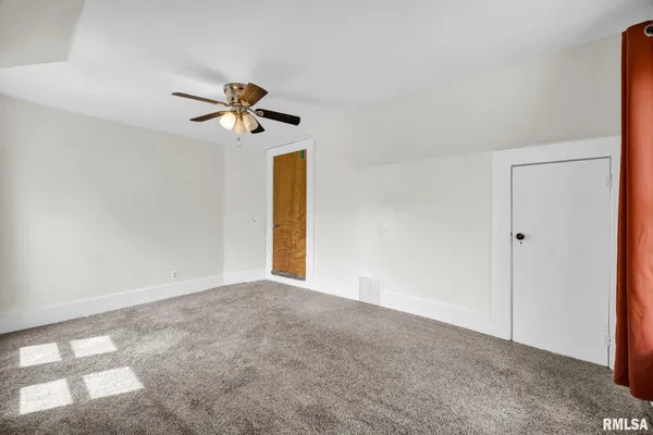 $159,900 | 208 West North Street, Knoxville, IL 61448