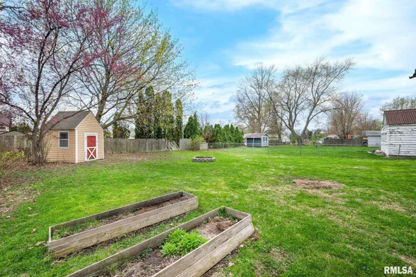 $159,900 | 208 West North Street, Knoxville, IL 61448