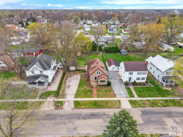 $159,900 | 208 West North Street, Knoxville, IL 61448