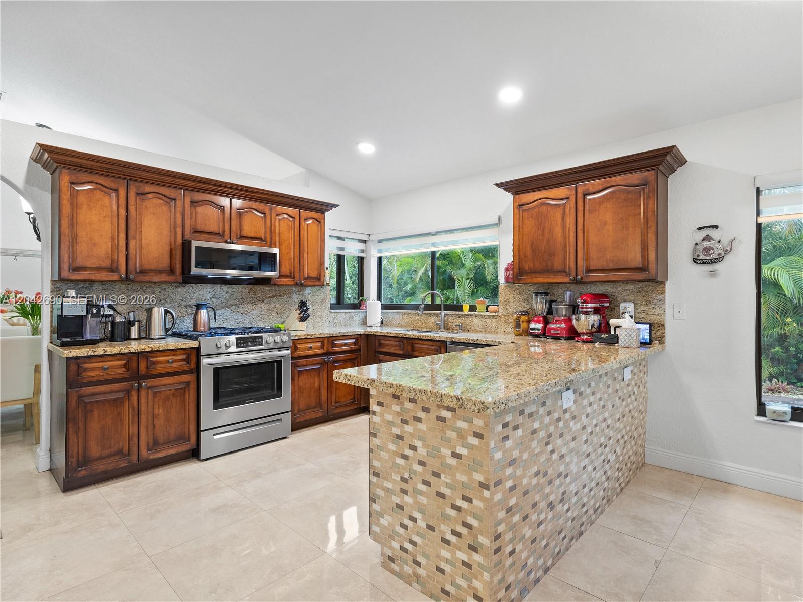 15480 Southwest 148th Street Miami, FL 33196 - Photo 17 of 57