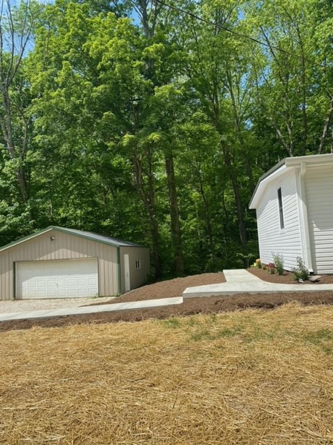 3360 North Bandy Road Spencer, IN 47460 - Photo 9 of 33