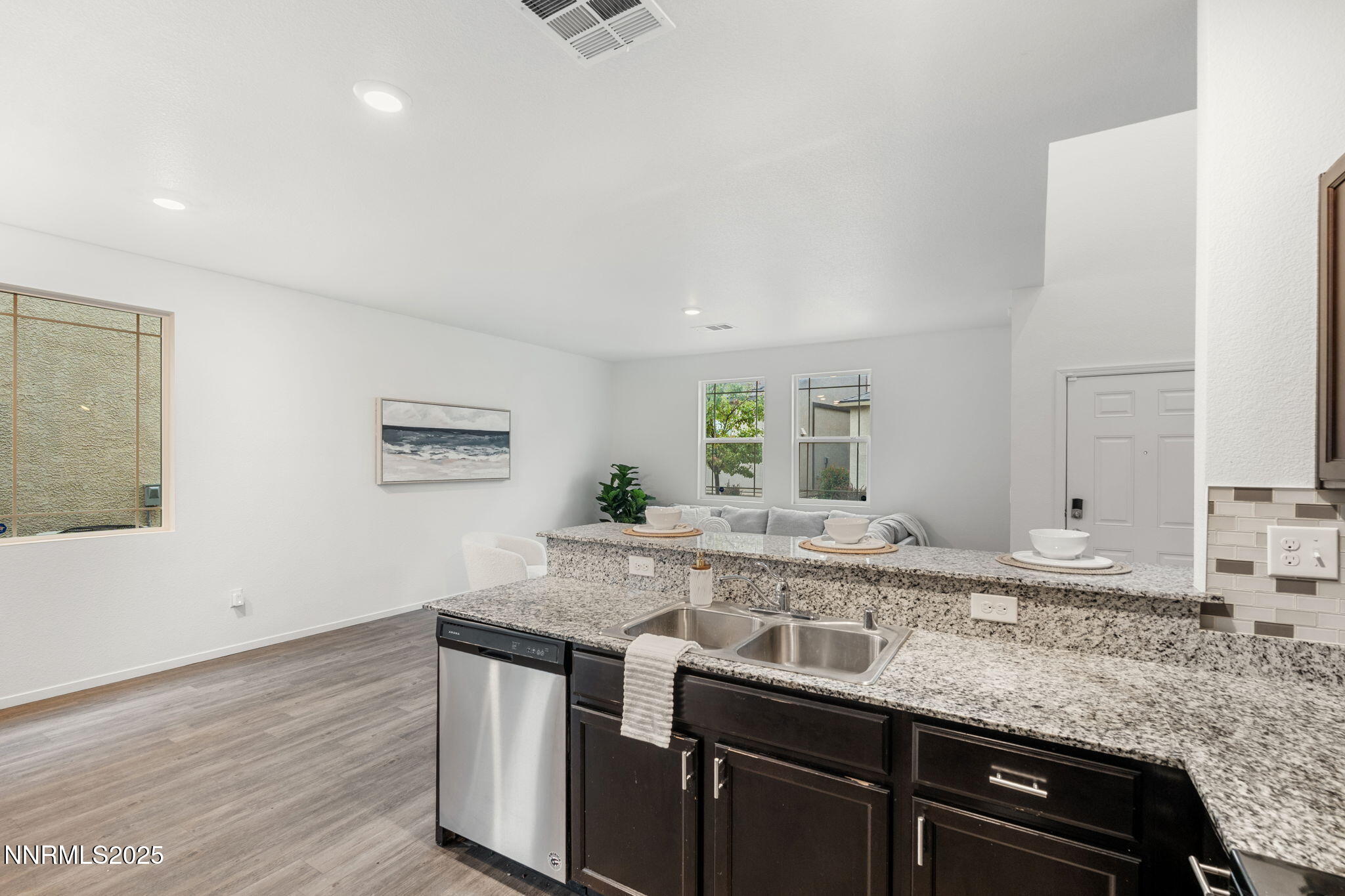 9608 Nautical Mile Road Reno, NV 89506 - Photo 15 of 29 54-web-or-mls-DSC05762