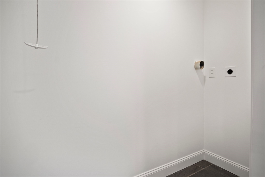 58 Chestnut Street Chelsea, MA 02150 - Photo 15 of 31 Gallery Image 15