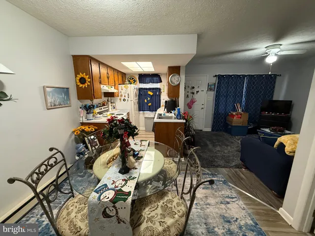 $350,000 | 40 Touchdown Alley, Berkeley Springs, WV 25411