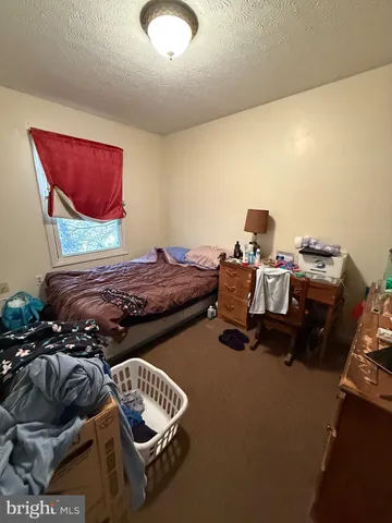 $350,000 | 40 Touchdown Alley, Berkeley Springs, WV 25411