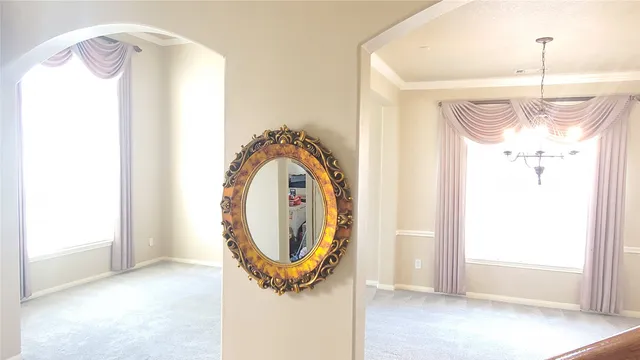 a view of empty room with window