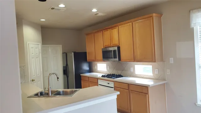 a view of empty room with front door