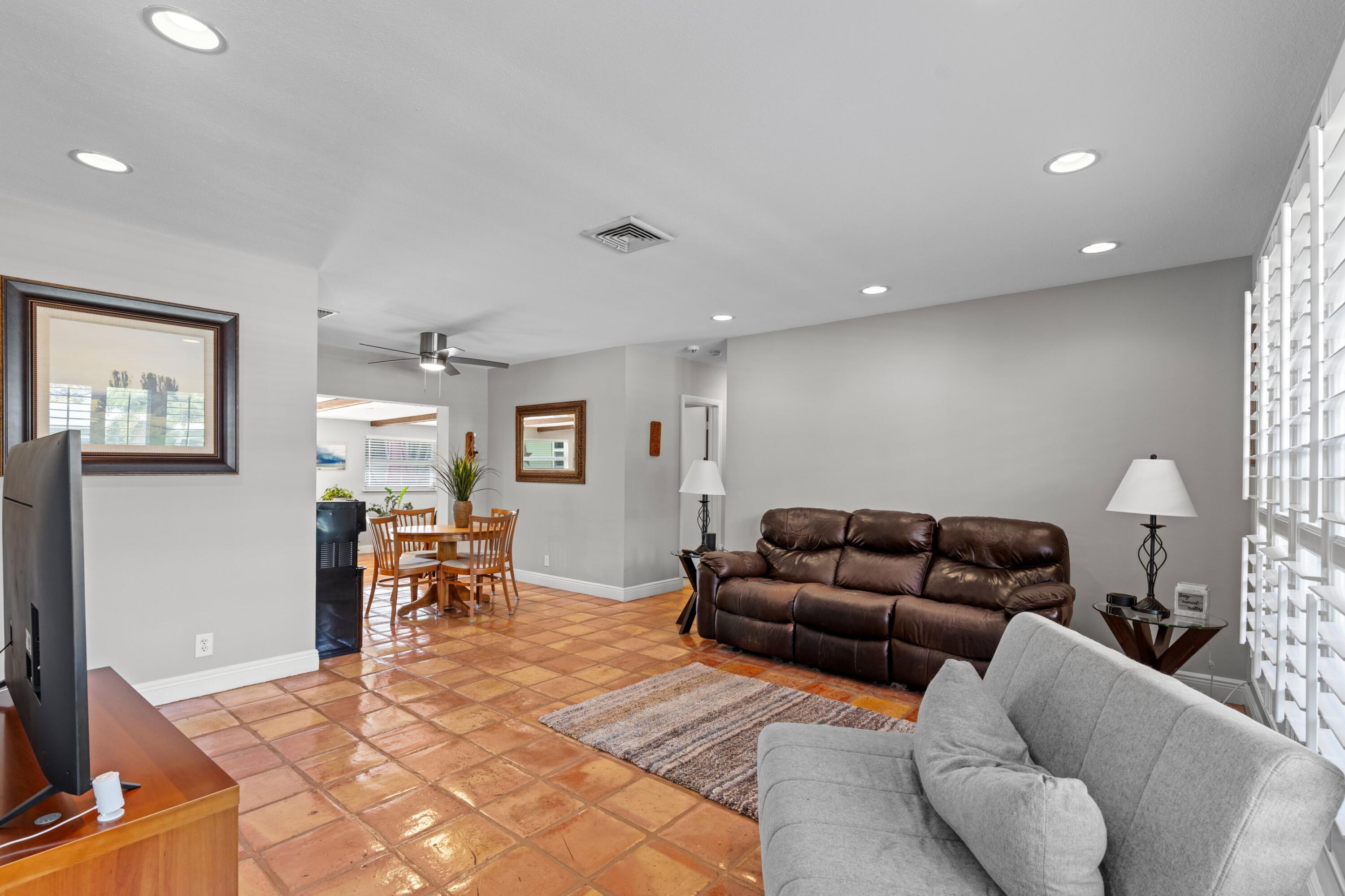 200 Southwest 5th Street Boca Raton, FL 33432 - Photo 3 of 31 200-SW-5th-Street-Boca-Raton-FL