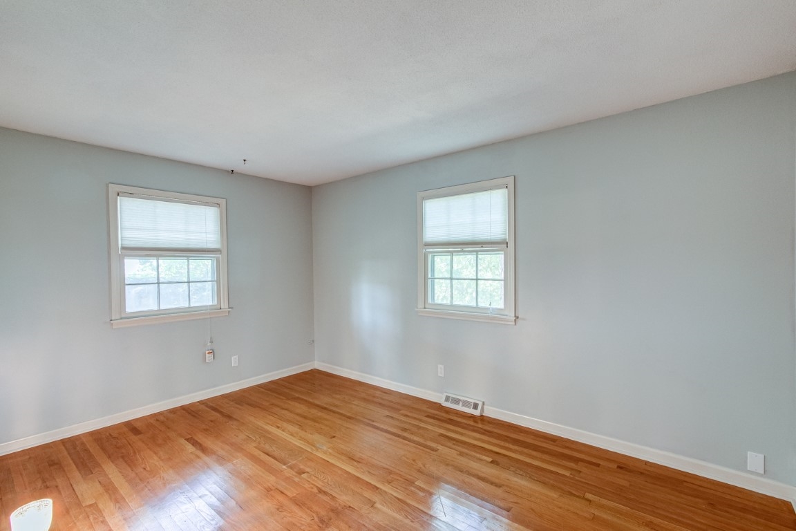 308 Hanover Road Evansville, IN 47710 - Photo 12 of 33 Gallery Image 12