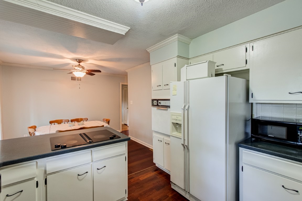 308 Hanover Road Evansville, IN 47710 - Photo 17 of 33 Gallery Image 17