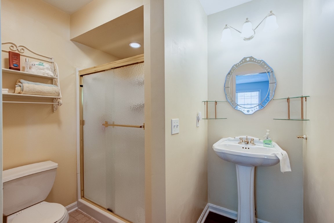 308 Hanover Road Evansville, IN 47710 - Photo 26 of 33 Gallery Image 26