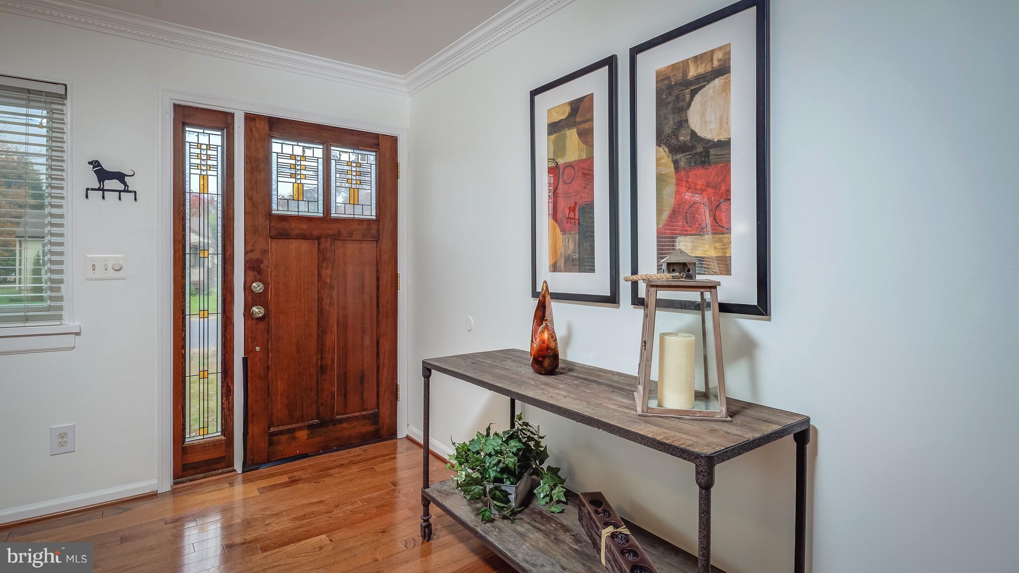 2711 Jennings Road Kensington, MD 20895 - Photo 2 of 28 Entry way