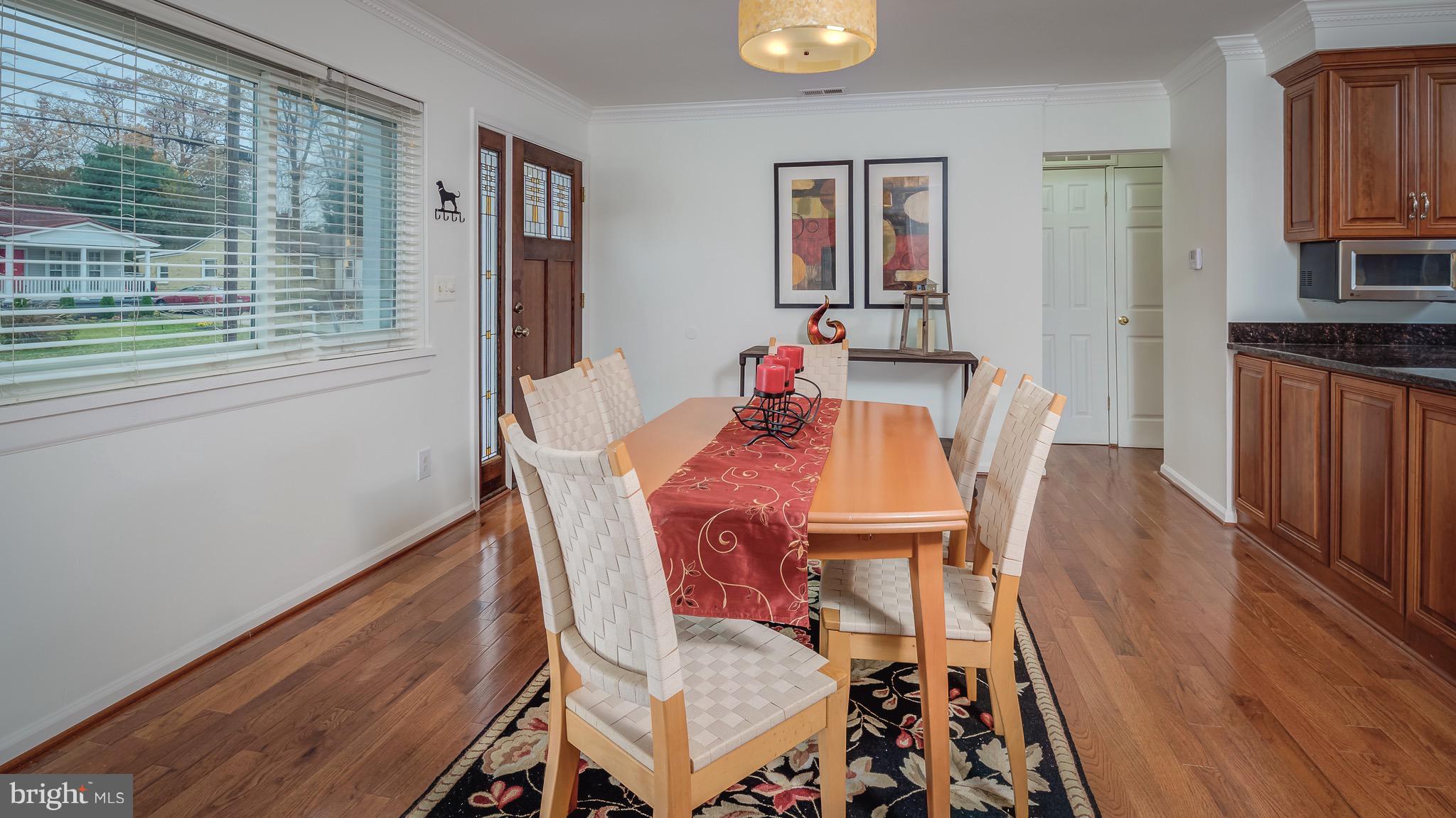 2711 Jennings Road Kensington, MD 20895 - Photo 10 of 28 Dining area