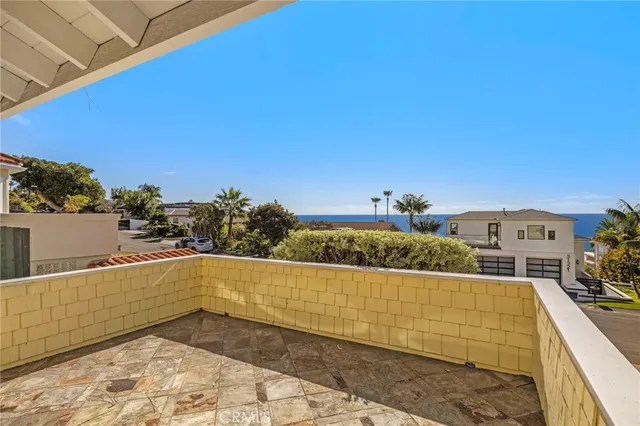 $7,995 | 31322 Monterey Street, Laguna Beach, CA 92651