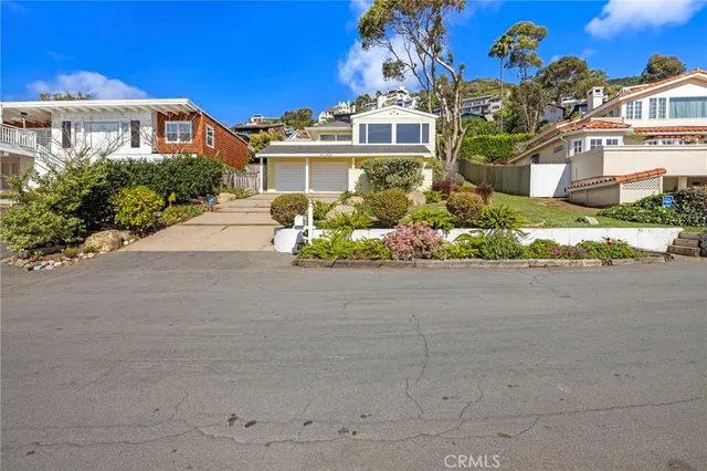 $7,995 | 31322 Monterey Street, Laguna Beach, CA 92651