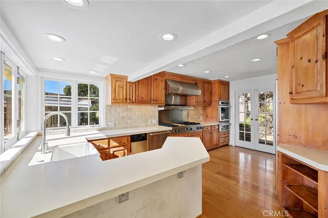 $7,995 | 31322 Monterey Street, Laguna Beach, CA 92651