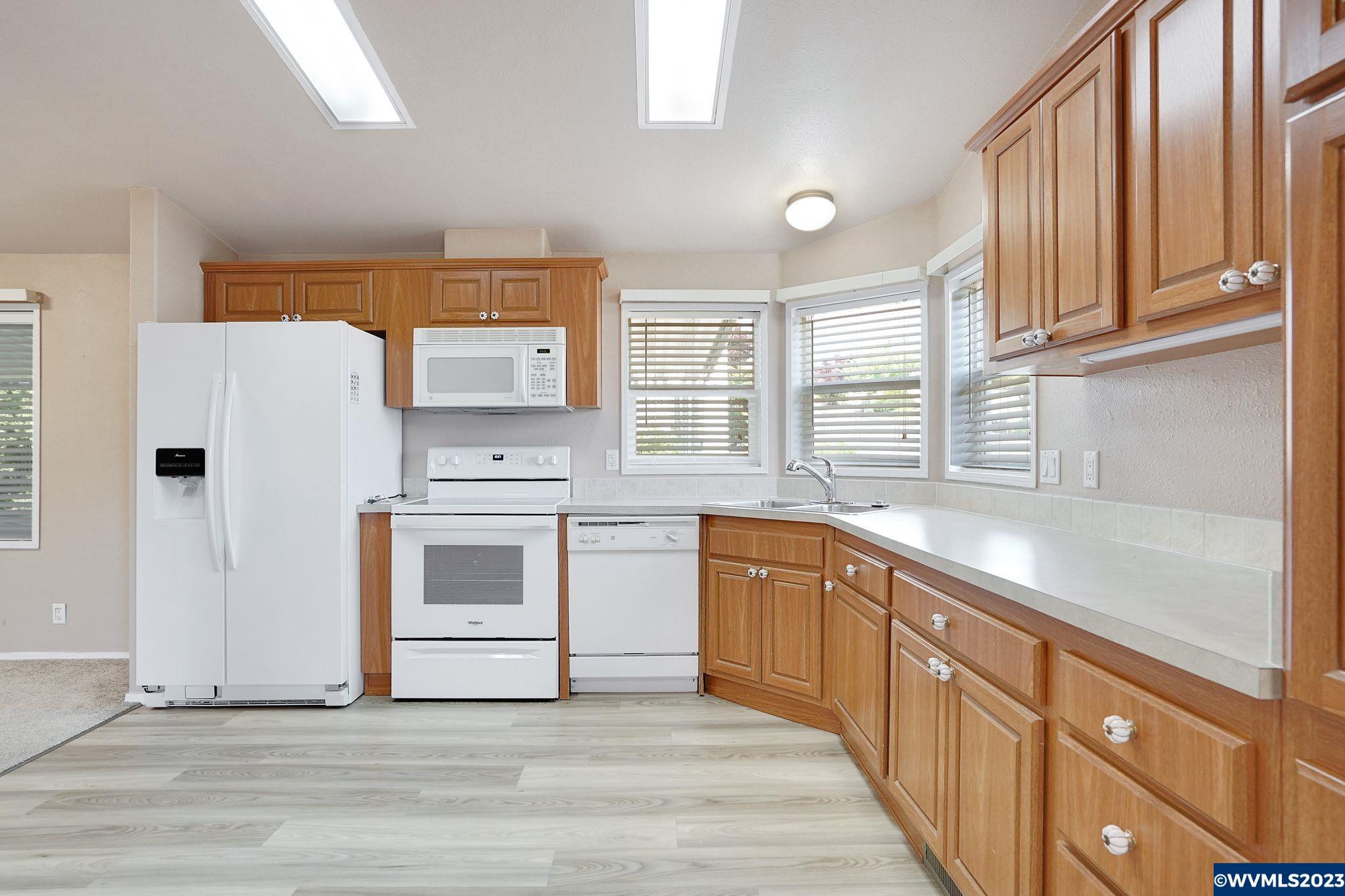 1630 Wallace Road Northwest, Unit 25 Salem, OR 97304 - Photo 10 of 30 Gallery Image 10