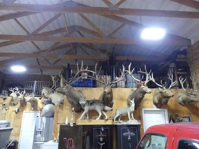 $650,000 | 2193 Apple Lane, Mesa, ID 83643