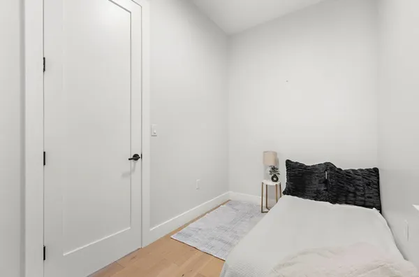 $3,700 | 2602 Palisade Avenue, Unit 2, Weehawken, NJ 07086
