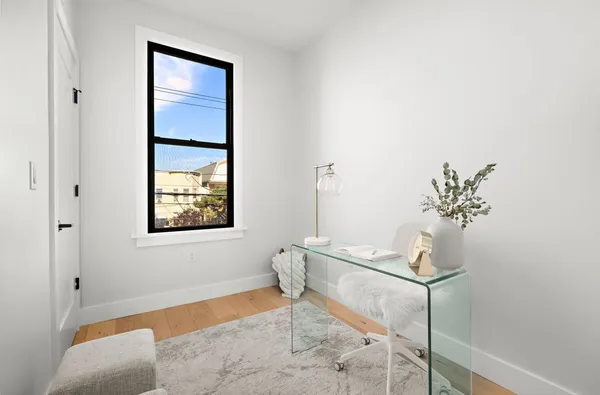 $3,700 | 2602 Palisade Avenue, Unit 2, Weehawken, NJ 07086