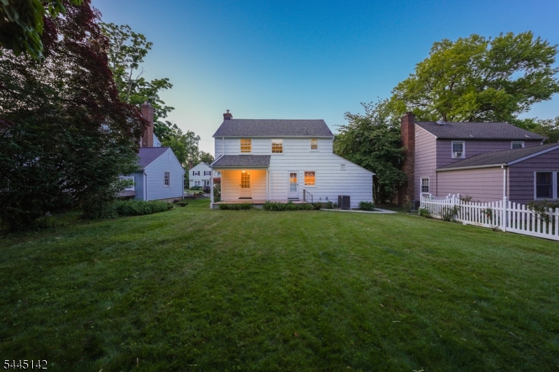 34 Colfax Road Springfield, NJ 07081 - Photo 26 of 26