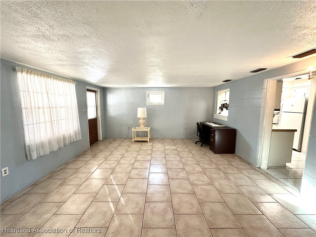 2110 Cleveland Road Sebring, FL 33870 - Photo 22 of 35