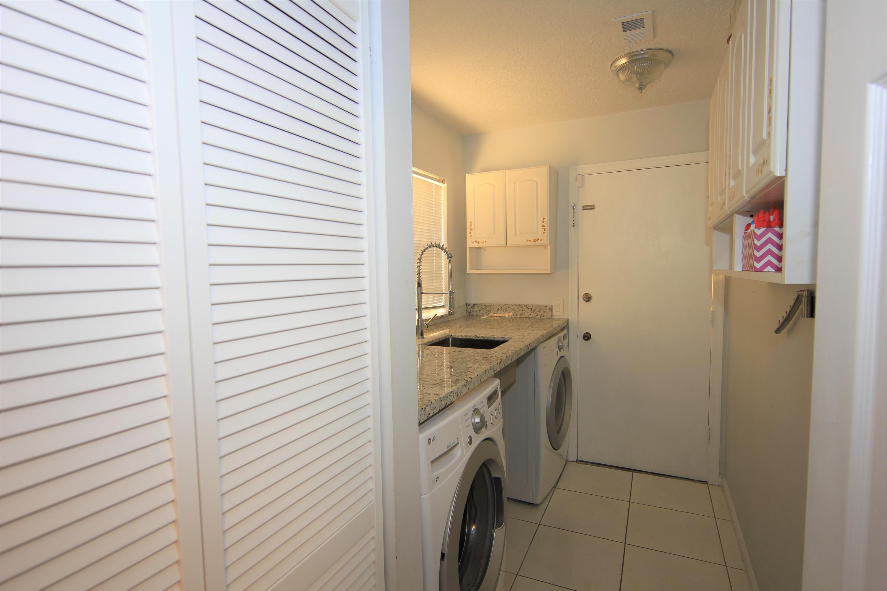 23132 Southwest 53rd Avenue Boca Raton, FL 33433 - Photo 18 of 27 IMG_0058
