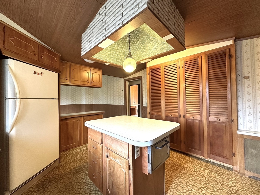 45-47 Belchertown Street Three Rivers, MA 01080 - Photo 18 of 34