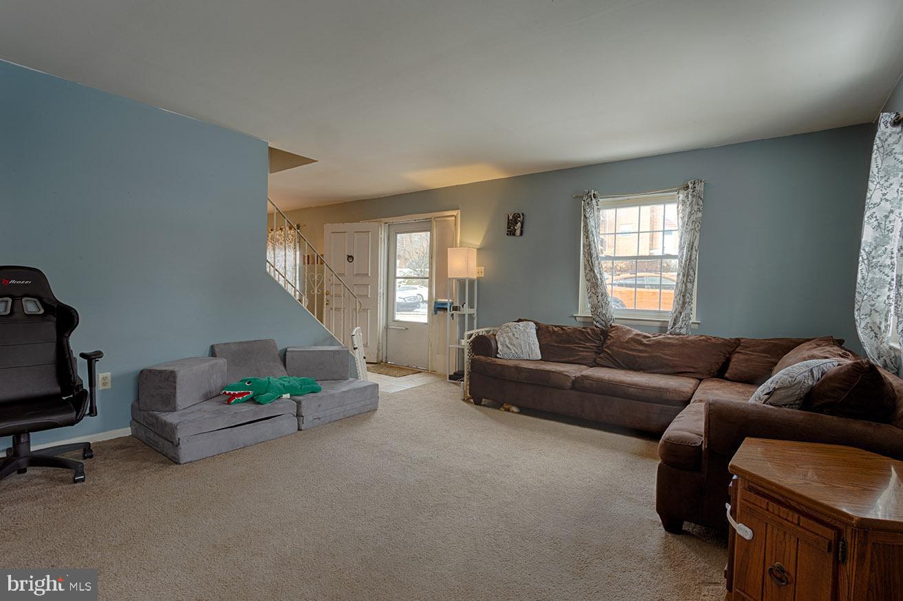 24 Eli Court Reading, PA 19607 - Photo 3 of 19 Gallery Image 3