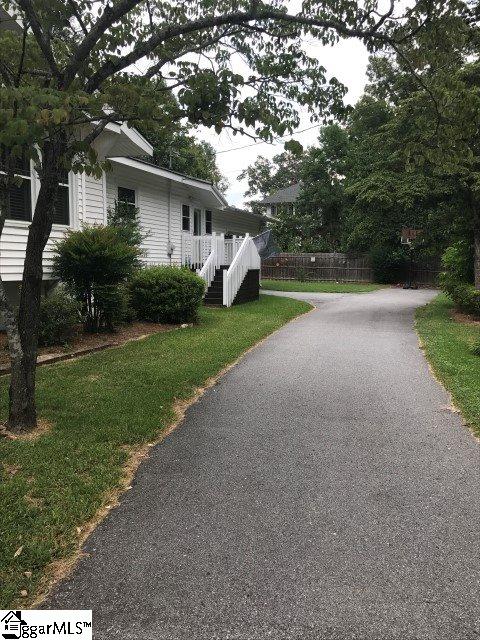 107 Cleveland Street Clinton, SC 29325 - Photo 9 of 31