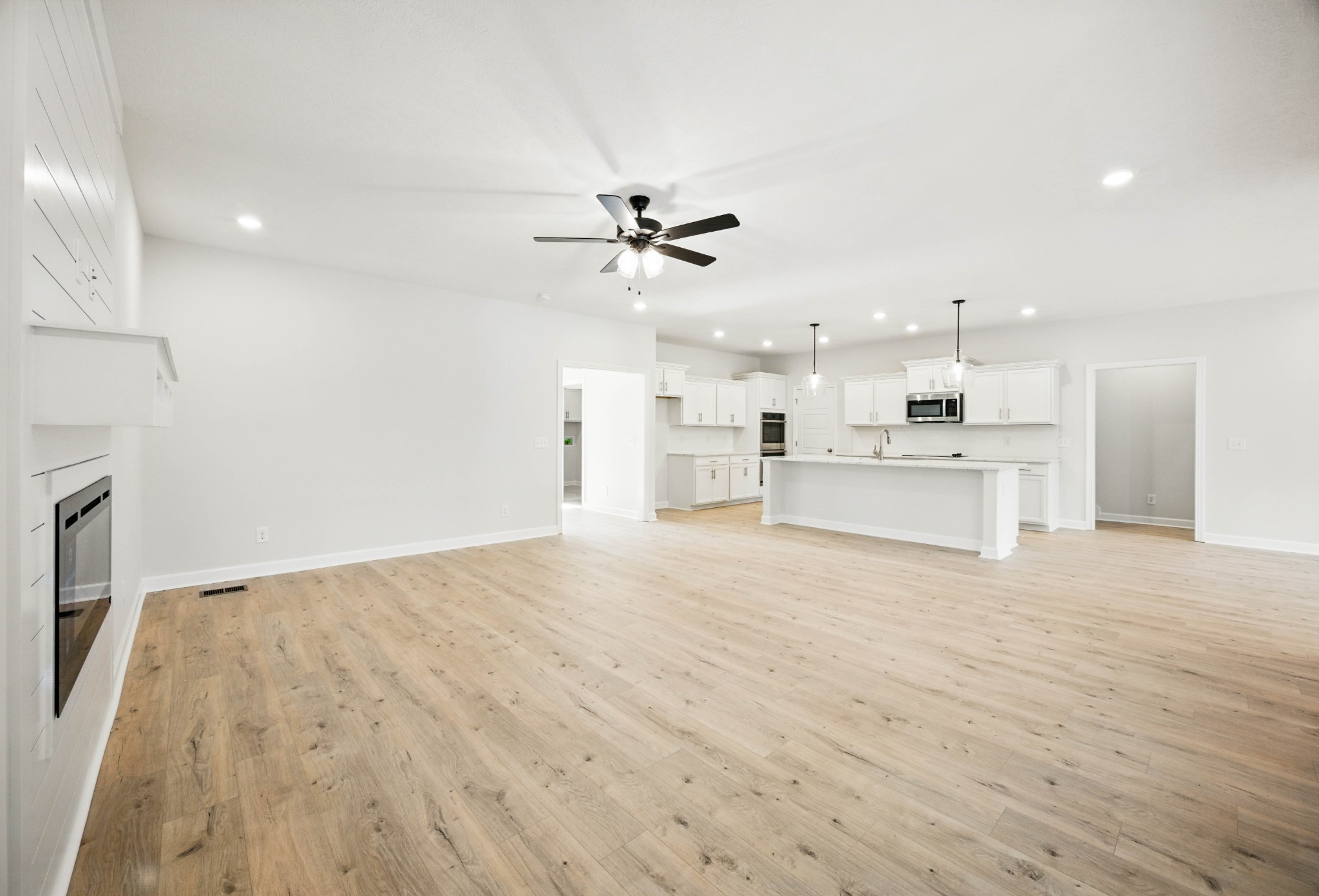 423 Blue Ridge Clarksville, TN 37043 - Photo 12 of 48 Gallery Image 12