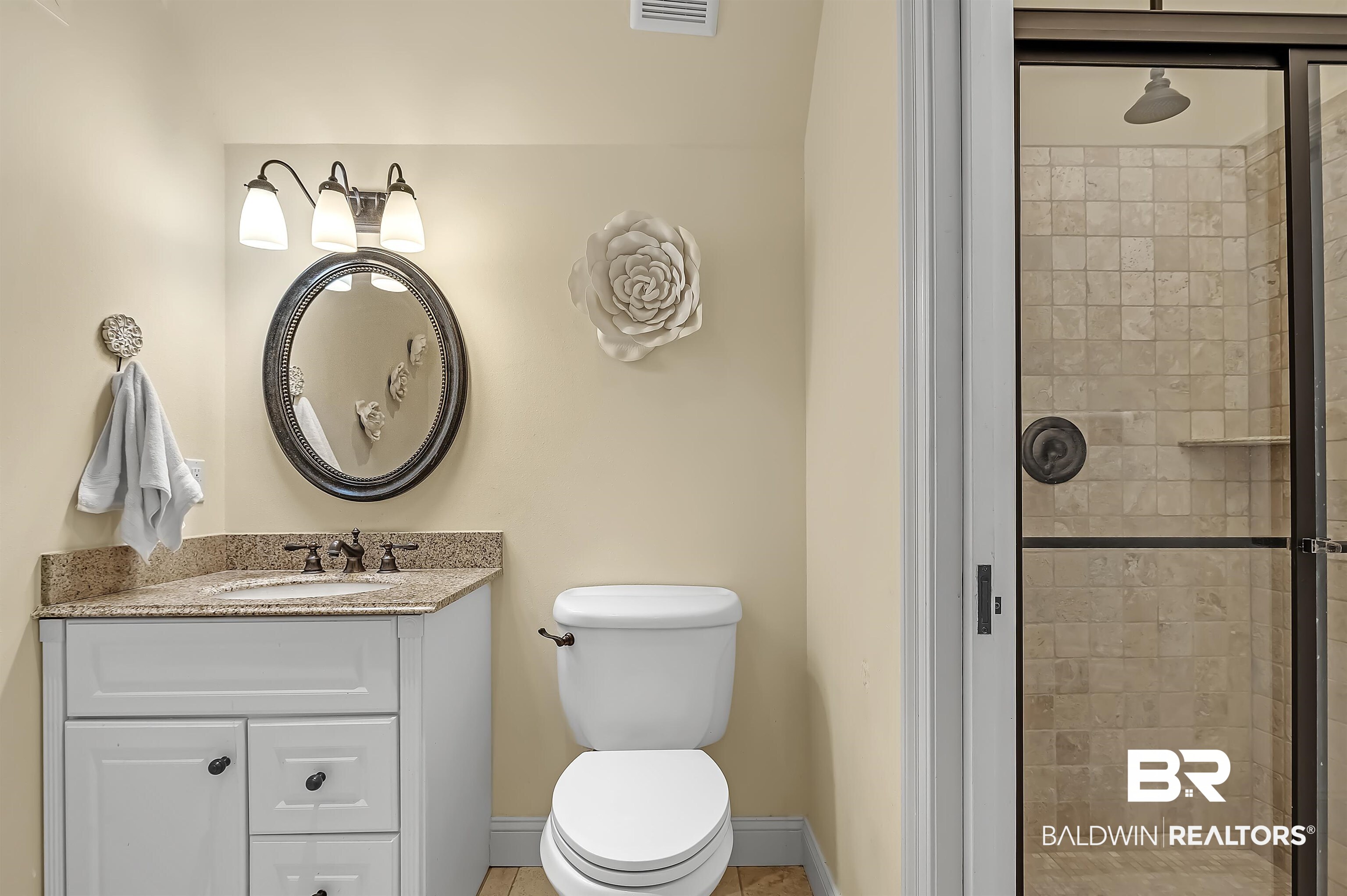 121 Sandy Shoal Loop Fairhope, AL 36532 - Photo 33 of 49 Bathroom 3 Upstairs