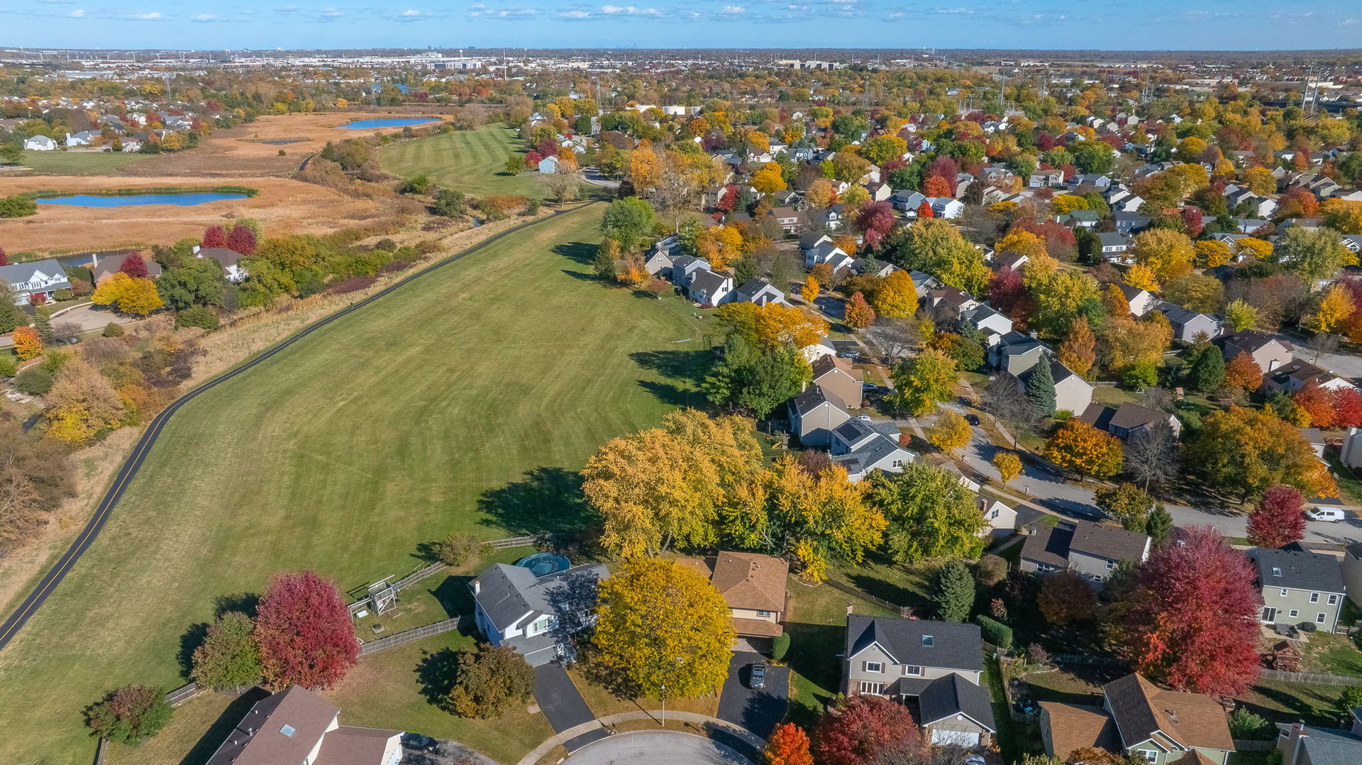2961 Compton Road Aurora, IL 60504 - Photo 4 of 37 Gallery Image 4