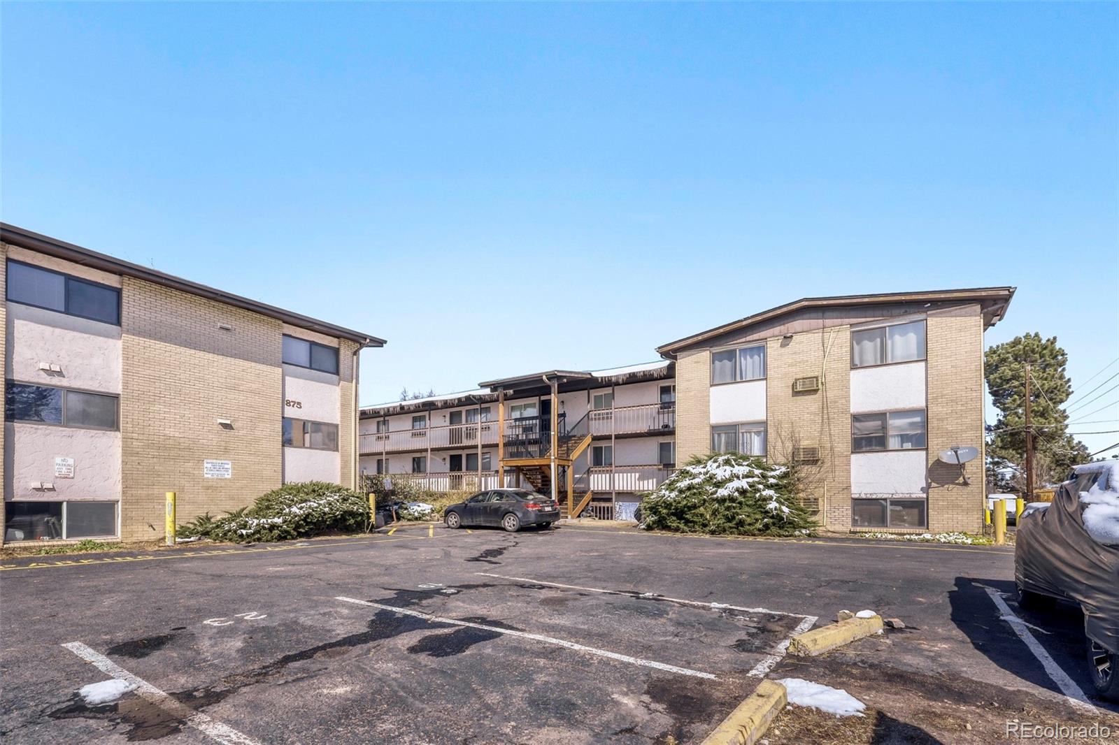 875 South Quebec Street, Unit 4 Denver, CO 80247 - Photo 2 of 29