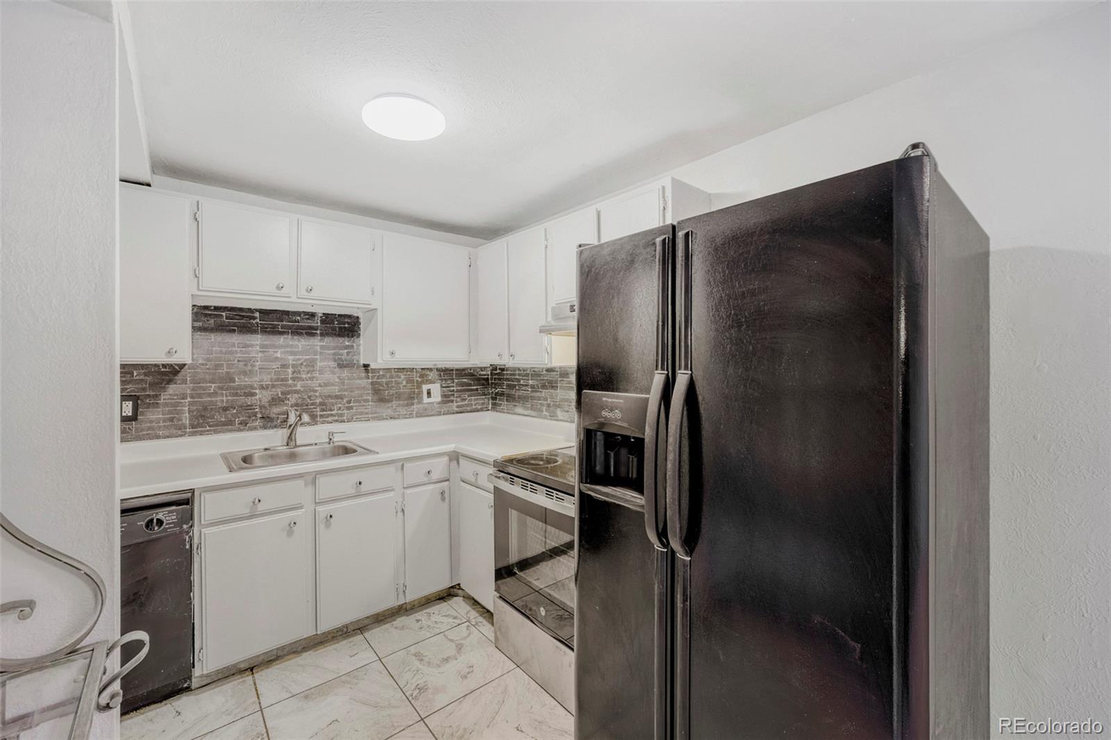 875 South Quebec Street, Unit 4 Denver, CO 80247 - Photo 9 of 29