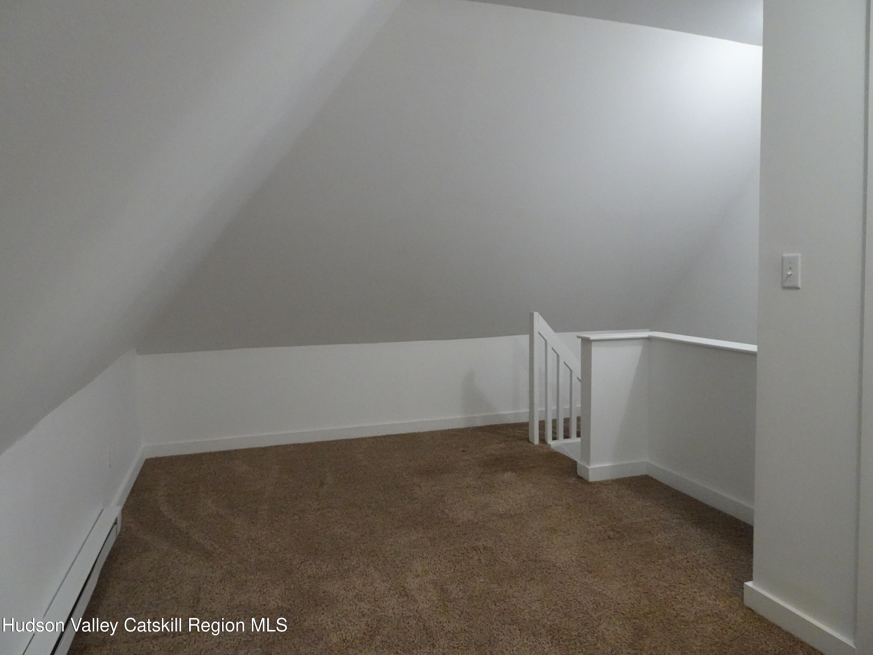 682 Highway 217 Hudson, NY 12534 - Photo 25 of 36 a view of room