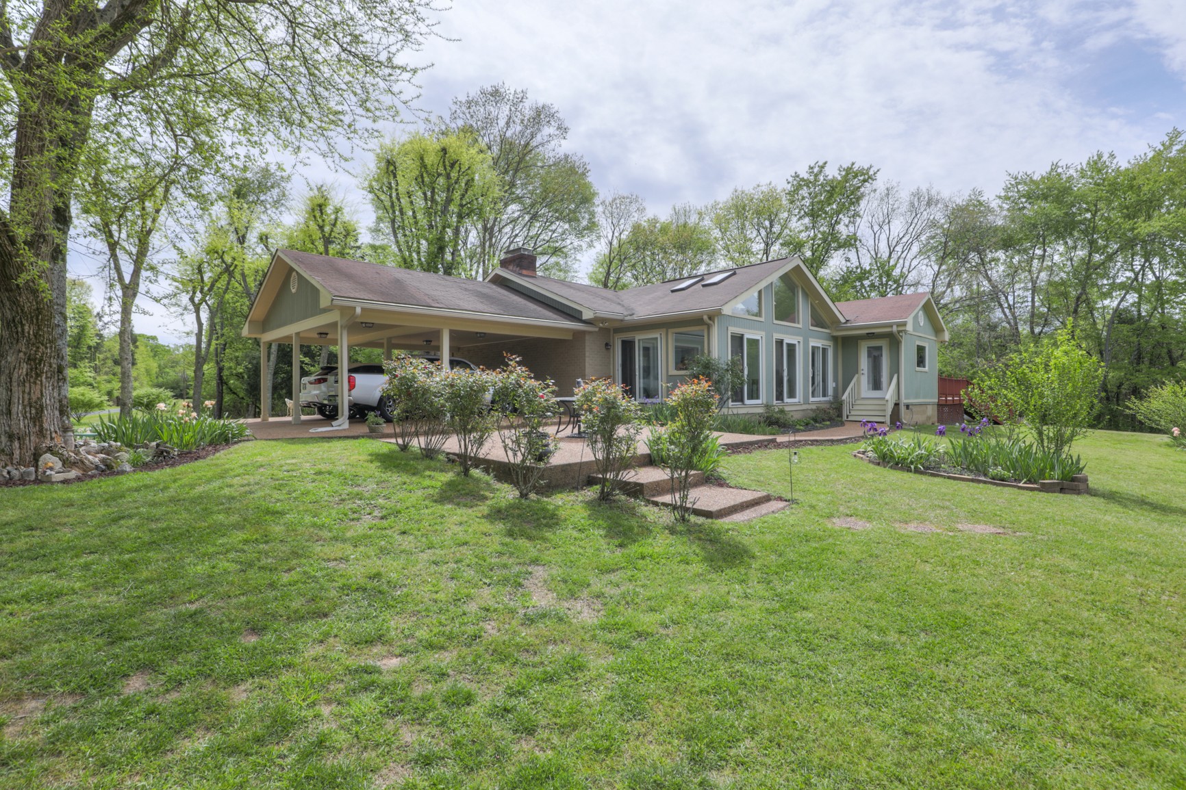 495 Davis Road Lebanon, TN 37087 - Photo 1 of 50