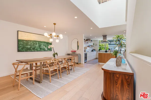 $14,500 | 16 Voyage Street, Marina del Rey, CA 90292