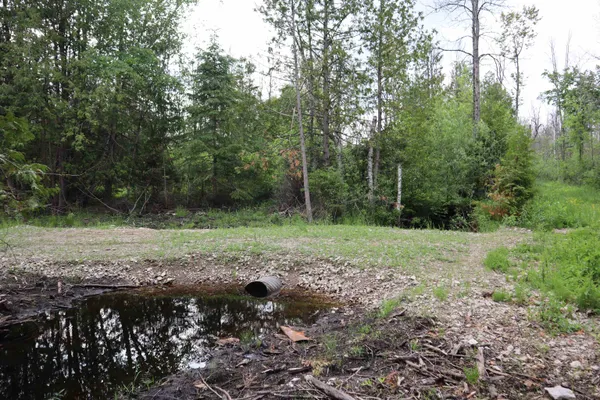 $90,000 | 15 Mikuchonis Lane, Menominee, MI 49858