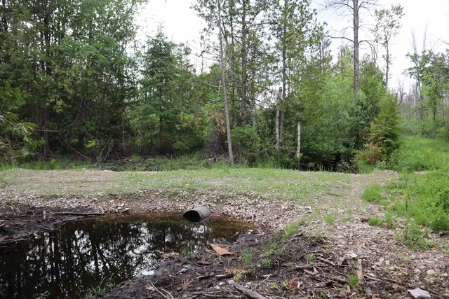 $90,000 | 15 Mikuchonis Lane, Menominee, MI 49858