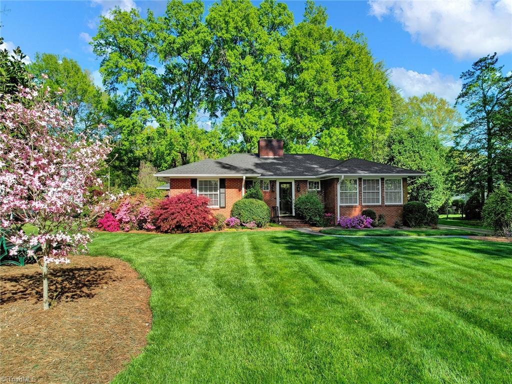 911 Arbor Road Winston-Salem, NC 27104 - Photo 1 of 44 Gallery Image 1