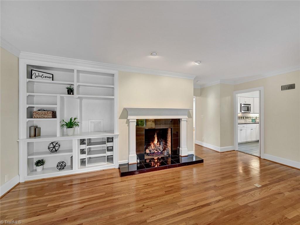 911 Arbor Road Winston-Salem, NC 27104 - Photo 3 of 44 Gallery Image 3