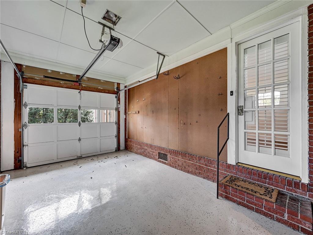 911 Arbor Road Winston-Salem, NC 27104 - Photo 32 of 44 Gallery Image 32