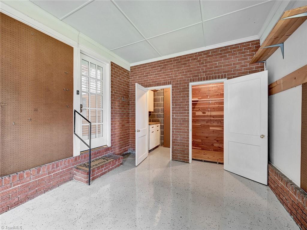 911 Arbor Road Winston-Salem, NC 27104 - Photo 33 of 44 Gallery Image 33
