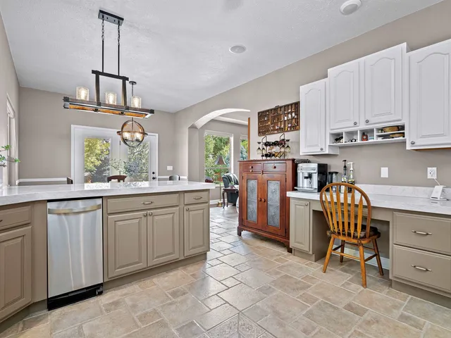 $890,000 | 390 Cascada Drive, Grand Junction, CO 81507