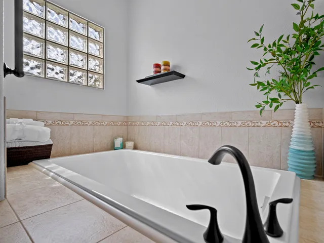 $890,000 | 390 Cascada Drive, Grand Junction, CO 81507