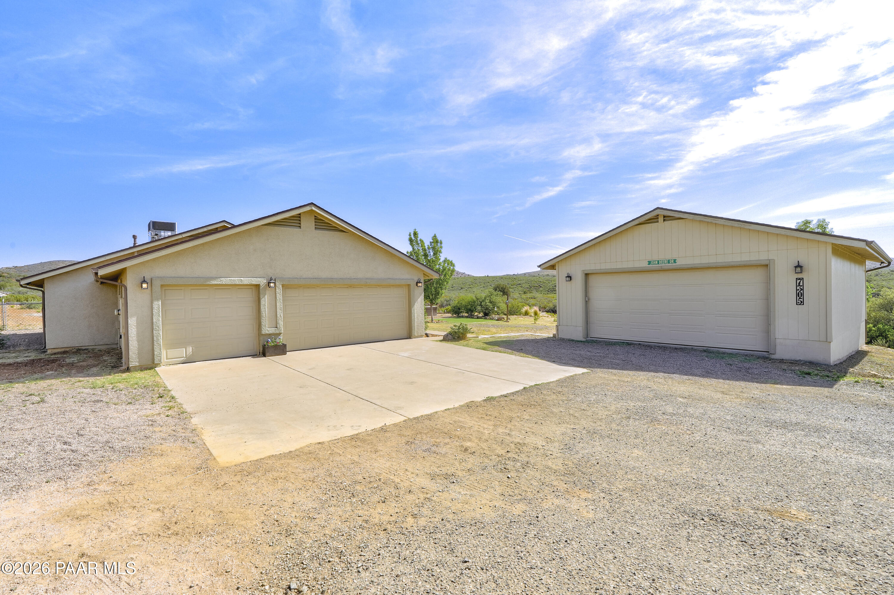 7305 South Rigger Road Mayer, AZ 86333 - Photo 28 of 50 Garage View 3