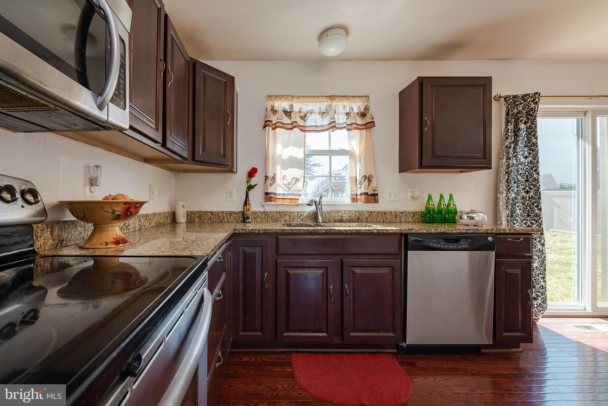9549 Chaton Road Laurel, MD 20723 - Photo 5 of 31 Kitchen