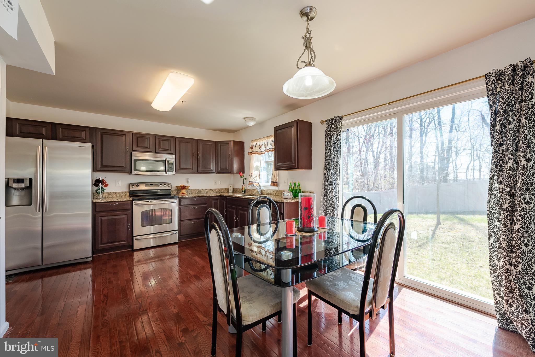 9549 Chaton Road Laurel, MD 20723 - Photo 7 of 31 Dining Room